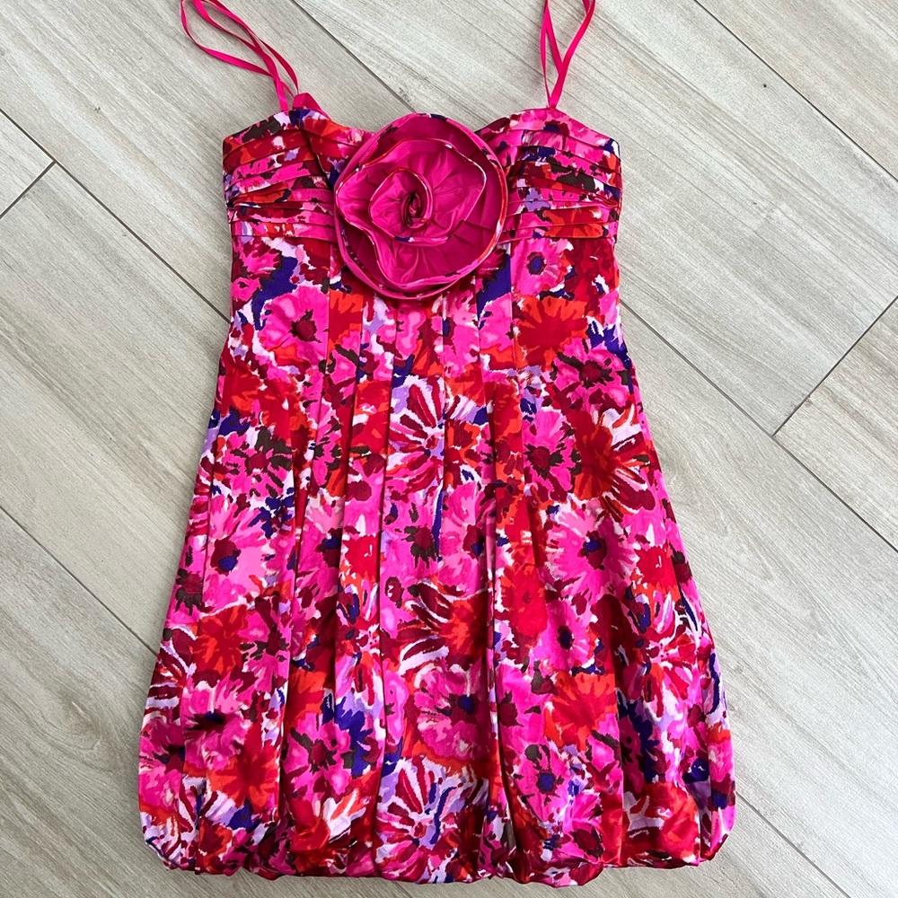 BCBG MAX AZRIA FLORAL COCKTAIL DRESS